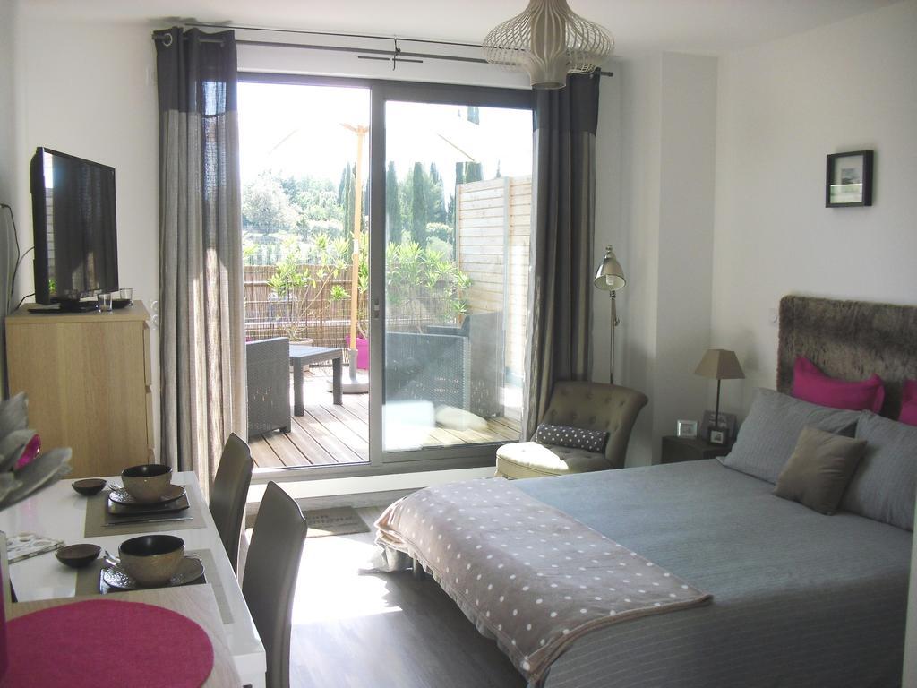 Studio A Deux Pas D'Aix Aix-en-Provence Phòng bức ảnh
