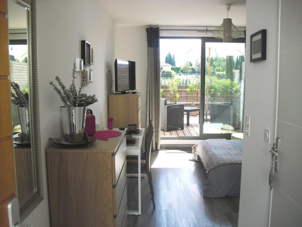 Studio A Deux Pas D'Aix Aix-en-Provence Phòng bức ảnh