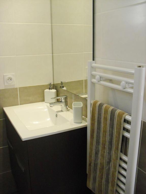 Studio A Deux Pas D'Aix Aix-en-Provence Phòng bức ảnh