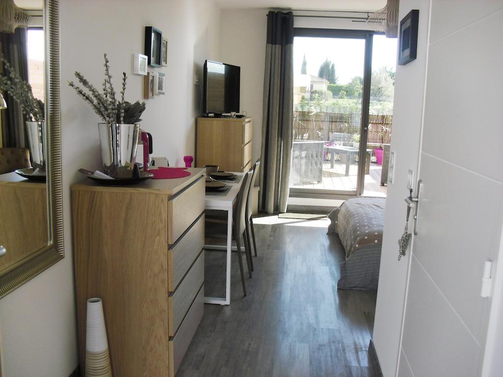 Studio A Deux Pas D'Aix Aix-en-Provence Phòng bức ảnh